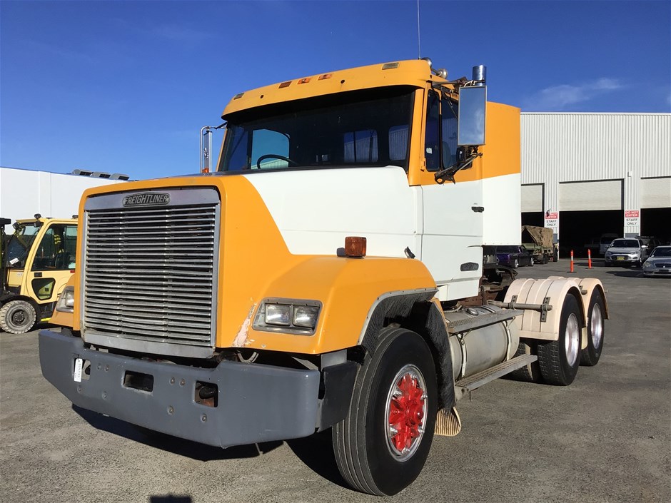 1991 Freightliner  FL112 6 x 4 Prime Mover Truck