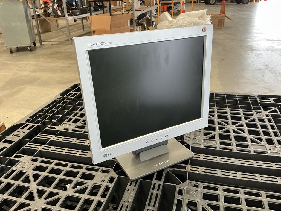 <p>LG  Flatron TFT-LCD L1512S</p>