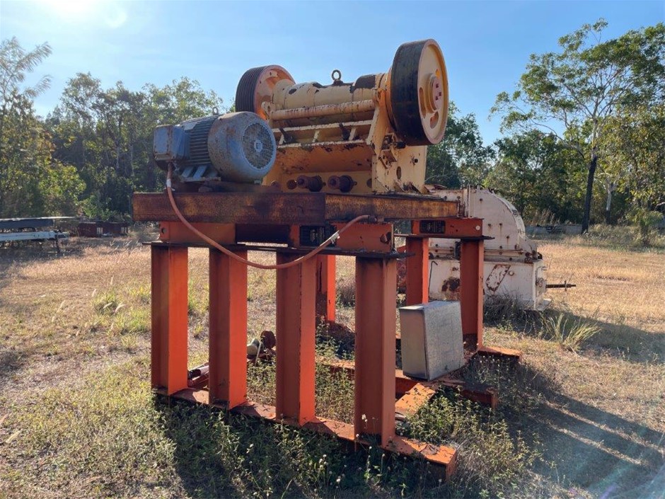 2011 SBM JC250x1000 Jaw Crusher