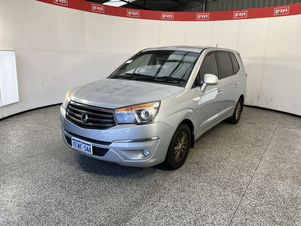 2013 Ssangyong Stavic 