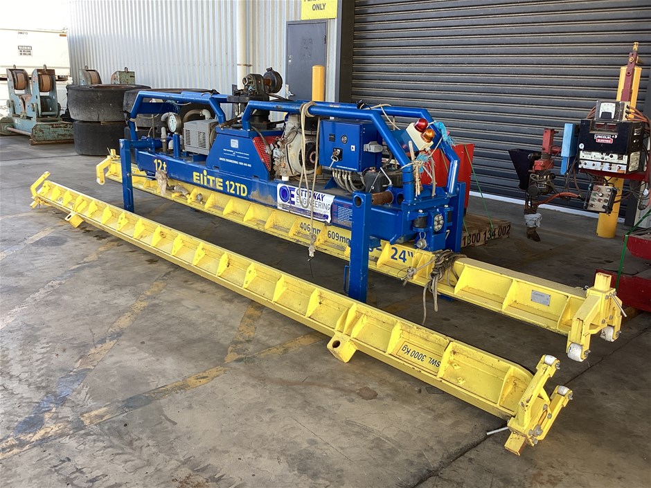 <p>Schoenbeck Elite 12TD Vacuum Pipe Lifter And Hitch</p>