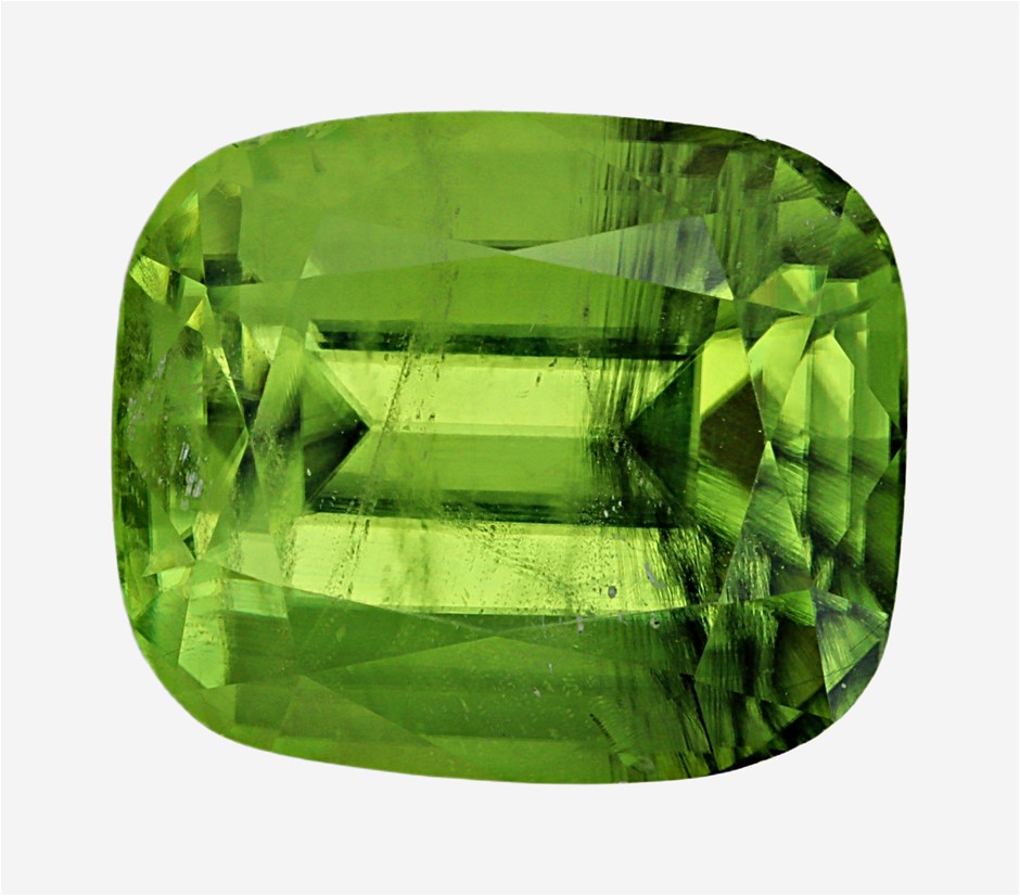 9.49 Carats Green Pakistan Peridot