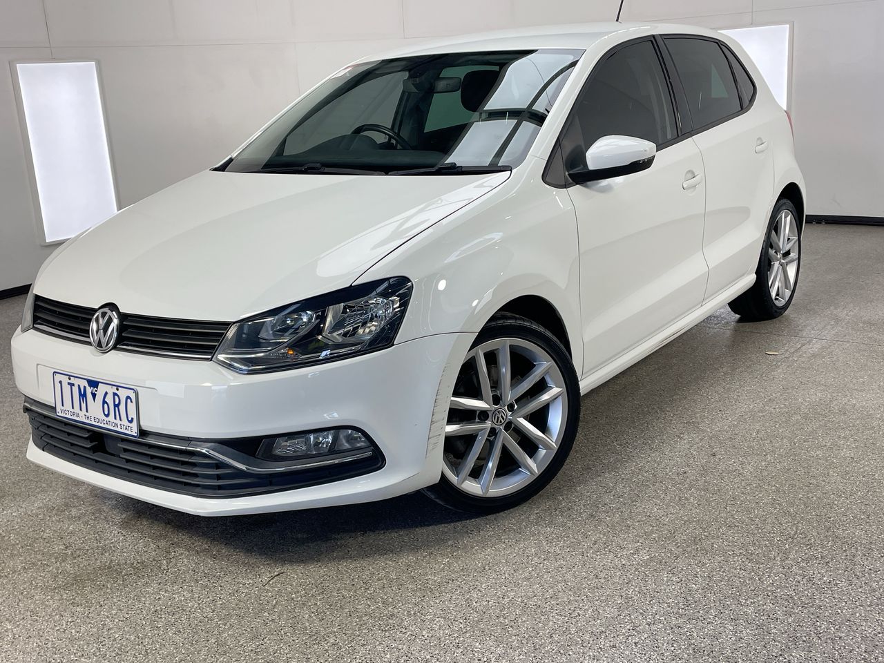 2015 Volkswagen Polo 81TSI COMFORTLINE 6R AT Hatchback (WOVR-INSPECTED)