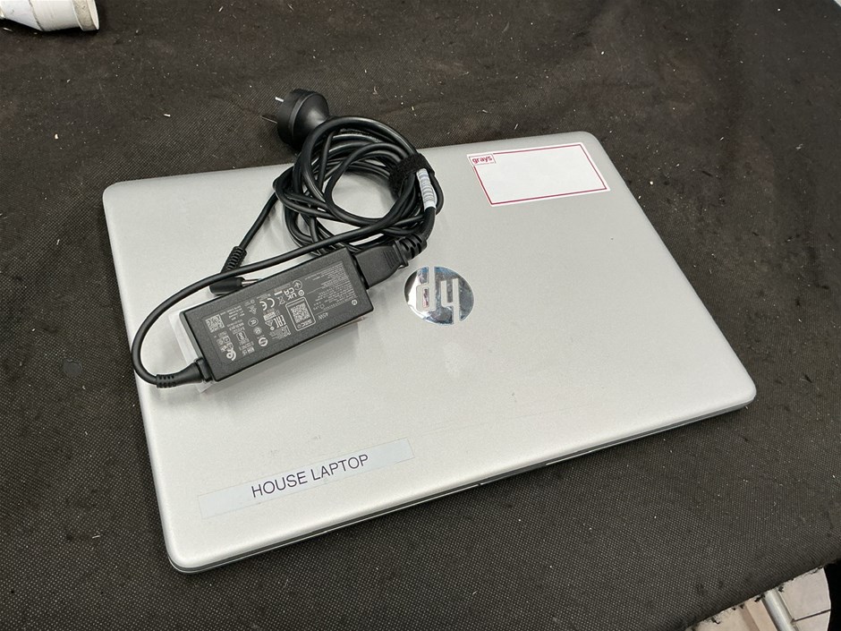 HP 15S-EQ2XXX RYZEN 5 Laptop