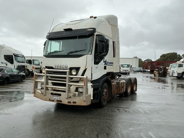 Iveco, Frightliner, Mercedes Prime Mover & Maxitrans Trailer