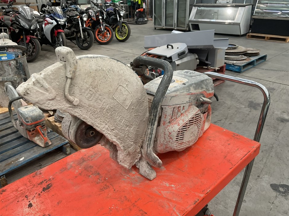 Husqvarna K970 Concrete Saw