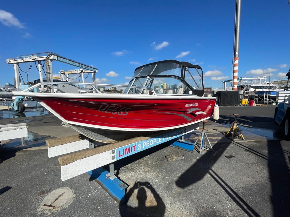 2010 Quintrex 470 Sport