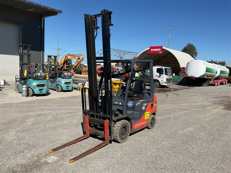 Unreserved - 2018 Toyota 32-8FG18 Counterbalance Forklift