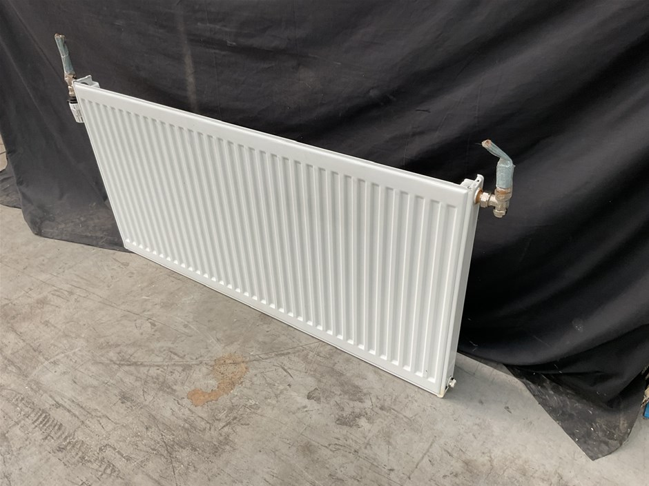 Delonghi Hydronic Panel Radiator Auction (0023-3034702) | Grays Australia