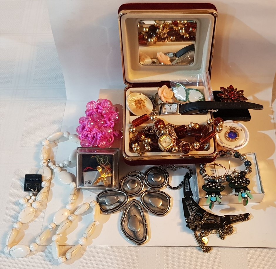 New and Pre Loved Fashion Accessories and Misc