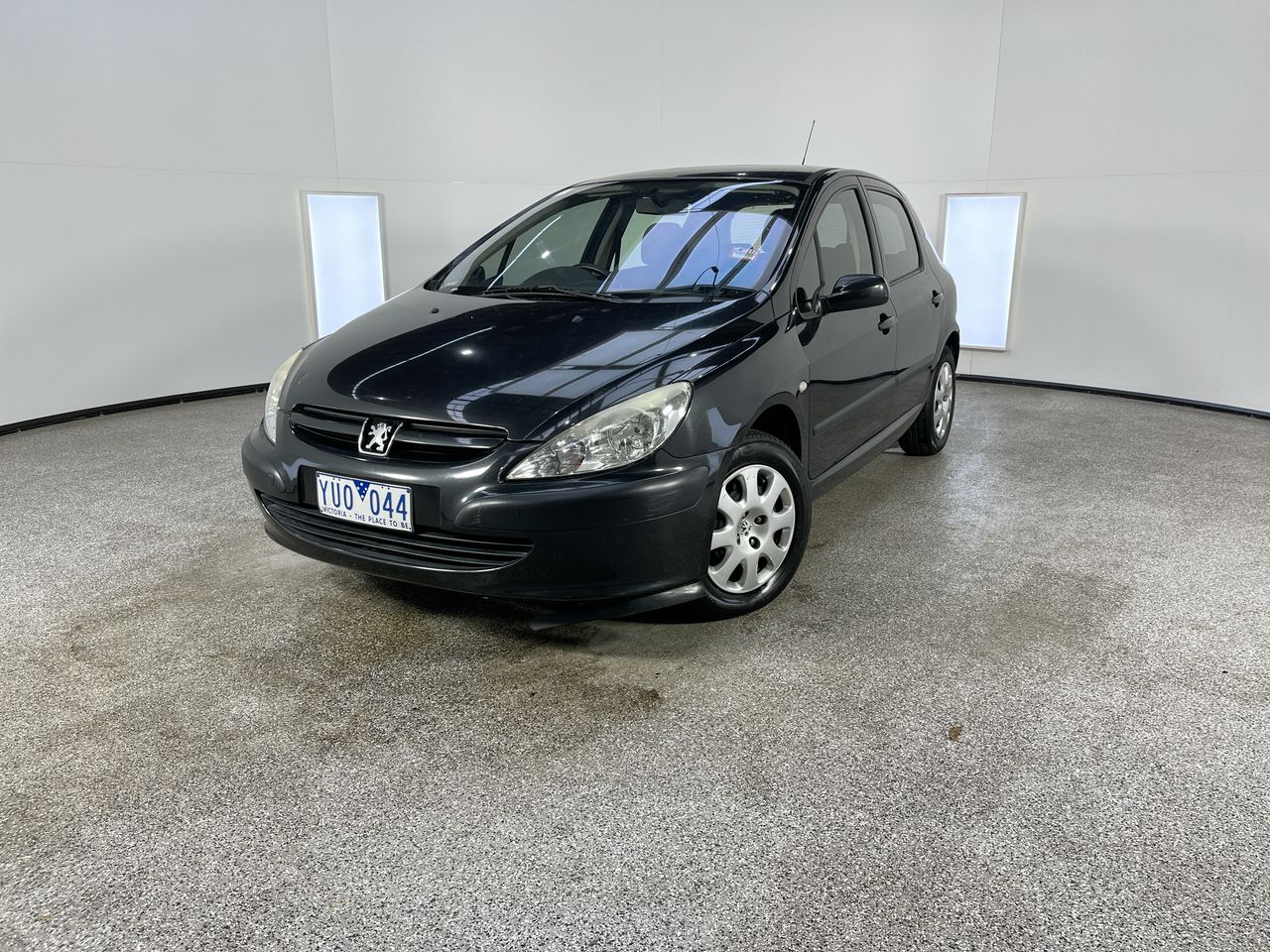 2003 Peugeot 307 1.6 Automatic Hatchback