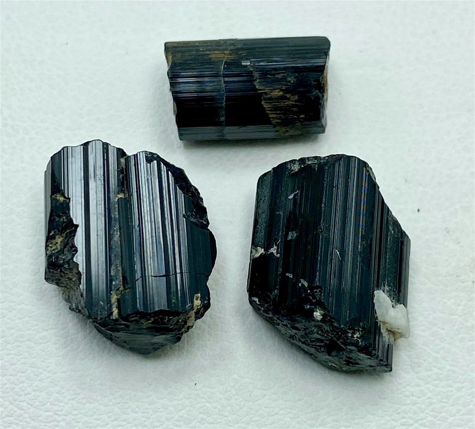34.40 Carats Spectacular Black Tourmaline Specimen