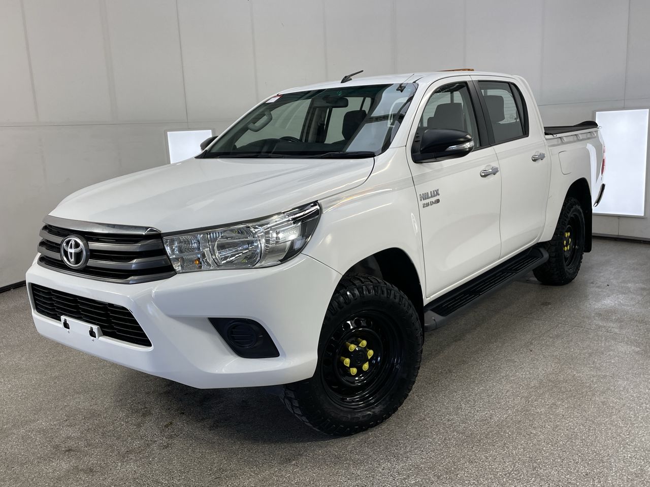 2017 Toyota Hilux SR (4x4) GUN126R T/D Auto Dual Cab