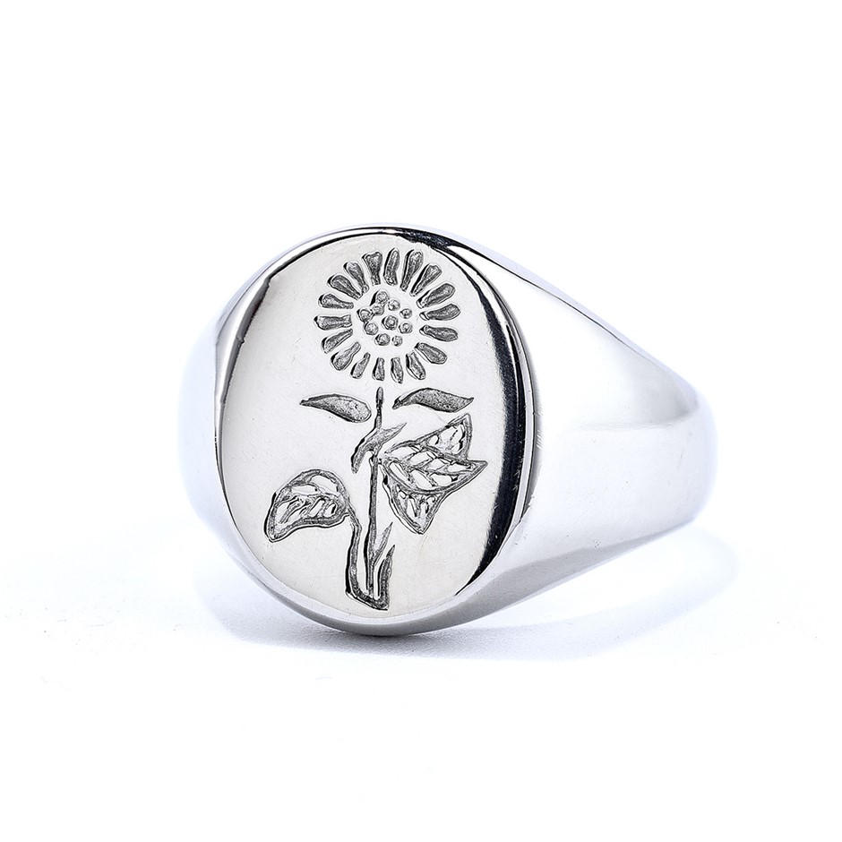 Sun Flower Pattern Signet Style Ring - Size 9