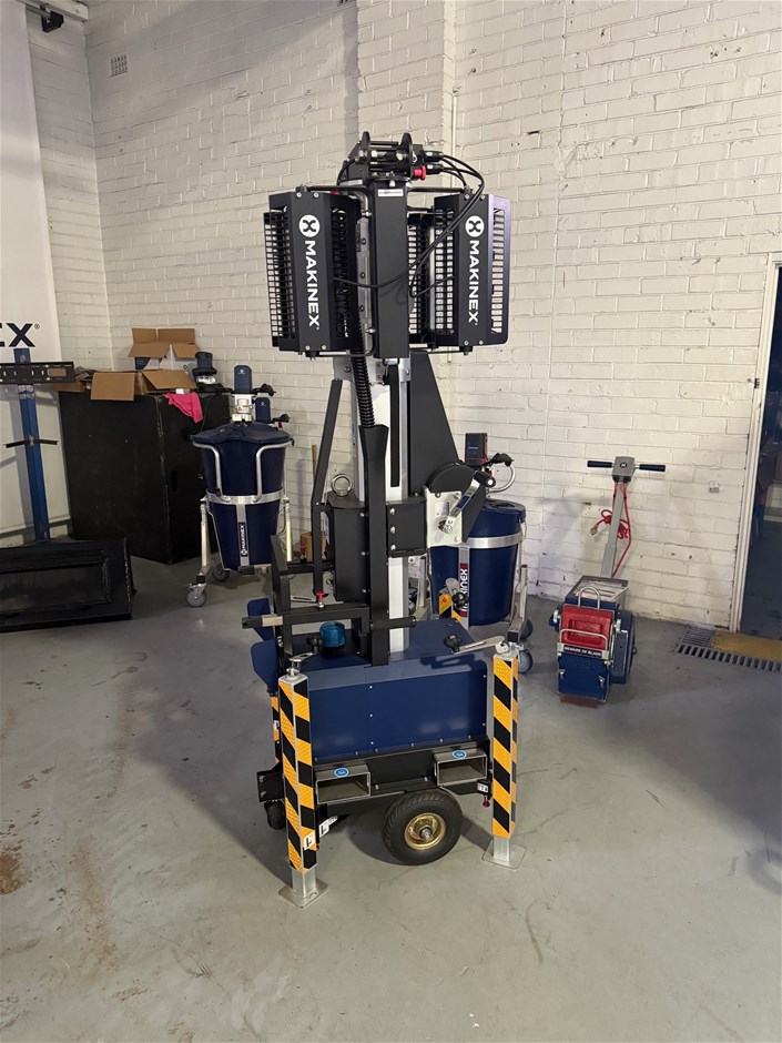 Xummit Atlas Light Tower Auction (0055-5060831) | Grays Australia