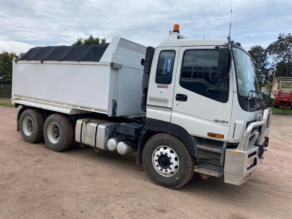 2006 Isuzu CXZ1400 6x4 Tipper Truck