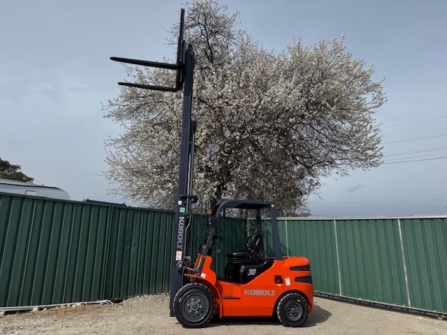 KOBOLT 2025 Counterbalance Forklift 3t Diesel 4.5m Lift (Unused)