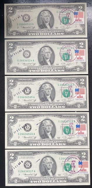 1976 US $2 Bill - UNC  Set of 4 consecutive notes with date of issue stamps
