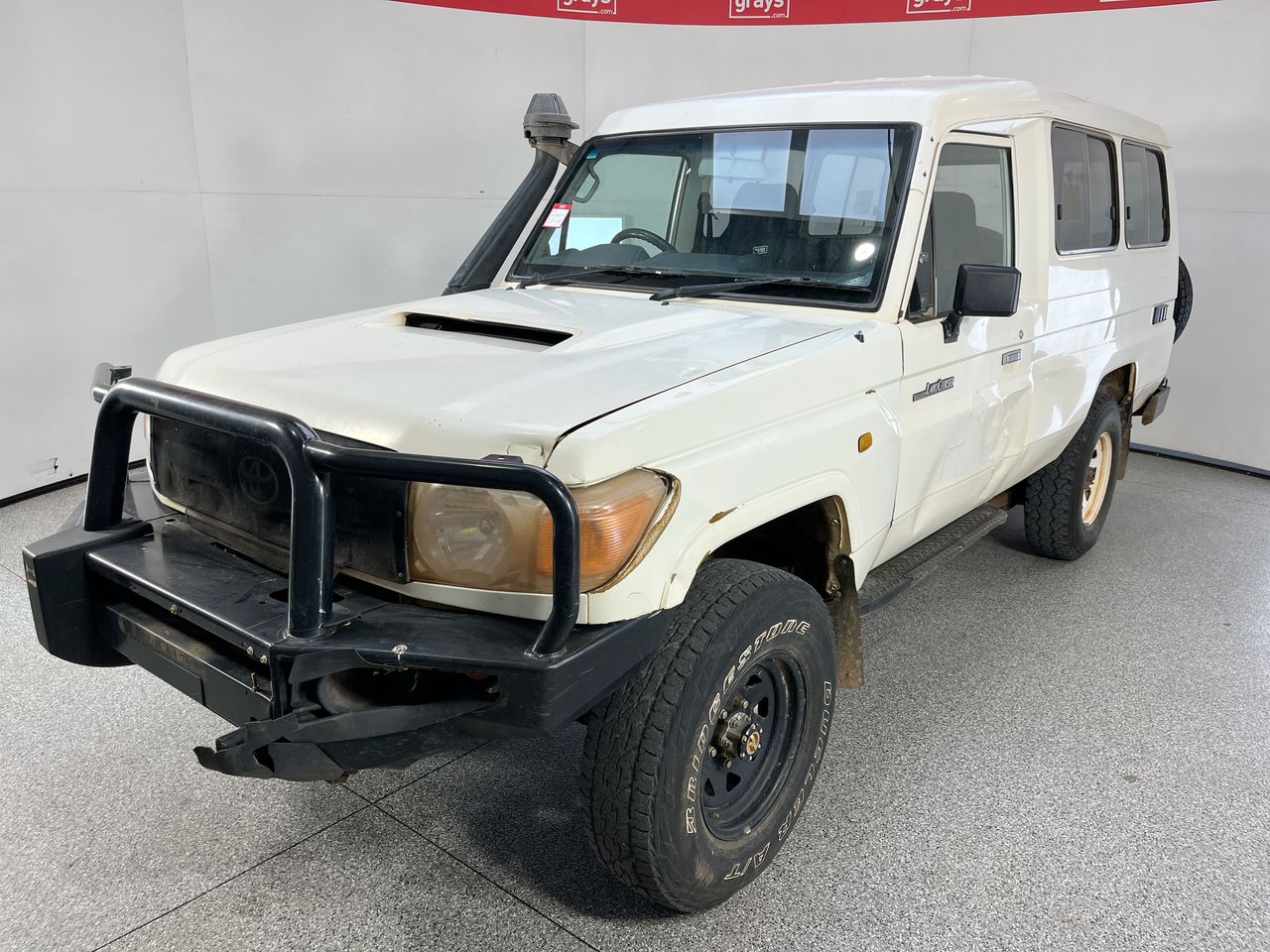 2015 Toyota Landcruiser Workmate (4x4) TD MT 10 Seats Wagon