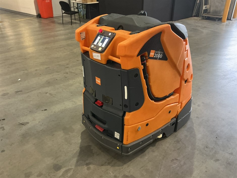 Taski Swingobot 2000 Floor Scrubber Auction (0007-9063278) | Grays ...