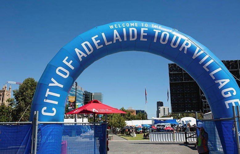 Unreserved Display & Inflatable Arches, Bar, Tables & More