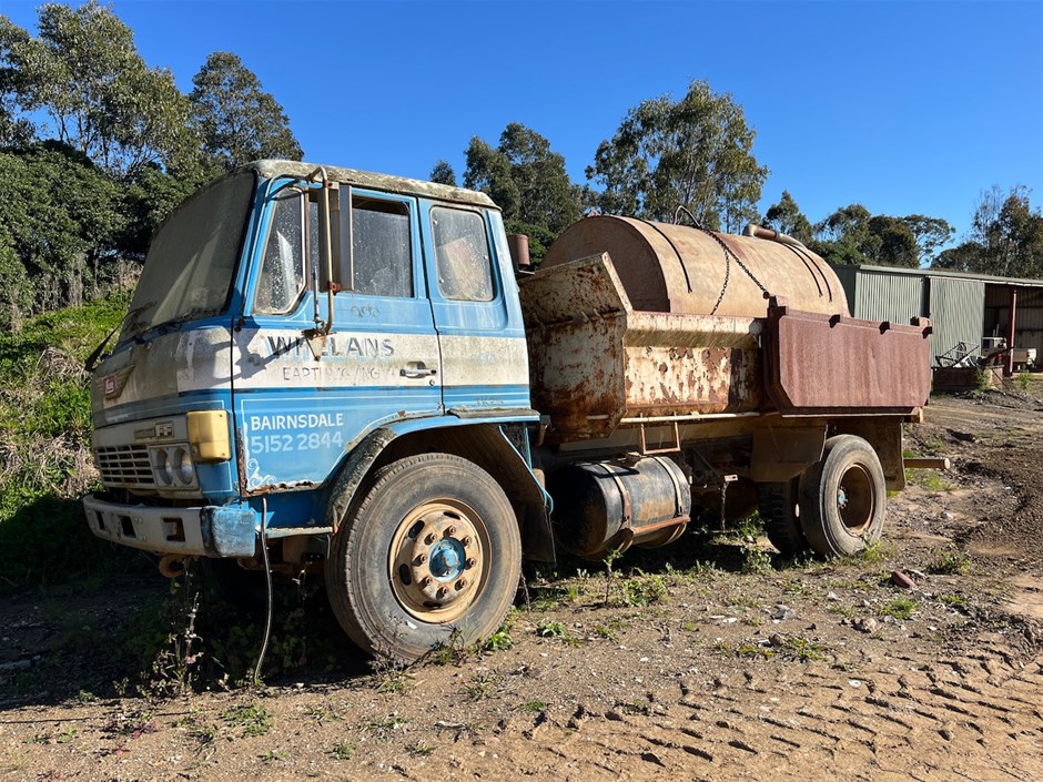 Water, Tipper & TrayTrucks & Trailer Mounted Equipment