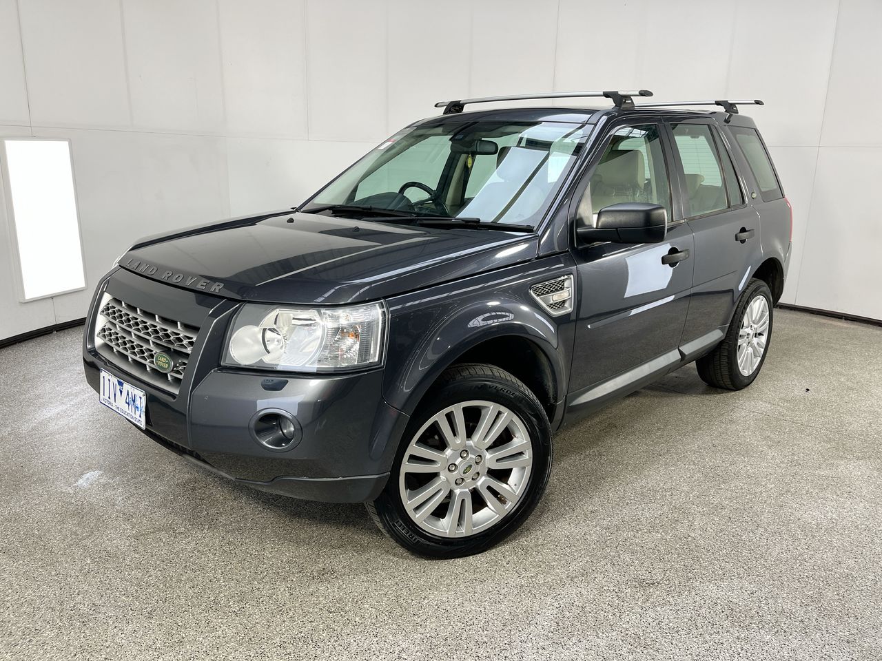 2009 Land Rover Freelander 2 SE TD4 (4x4) Turbo Diesel Automatic Wagon