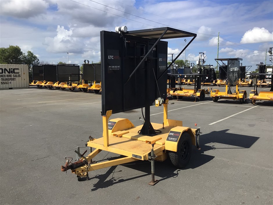 2006 Giga Signs Sign Board Single Variable Message Sign Trailer