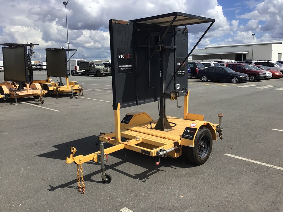 2007 Giga Signs Giga Signs Single Variable Message Sign Trailer