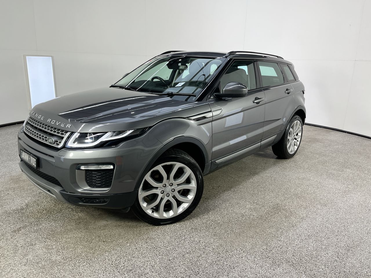 2017 Land Rover Range Rover Evoque TD4 150 SE Turbo Diesel 9 auto Wagon ...