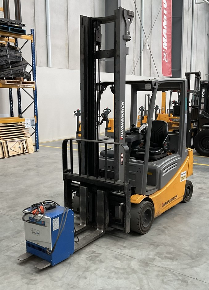 Major Event – Massive Forklift and Pallet Truck Clearance
