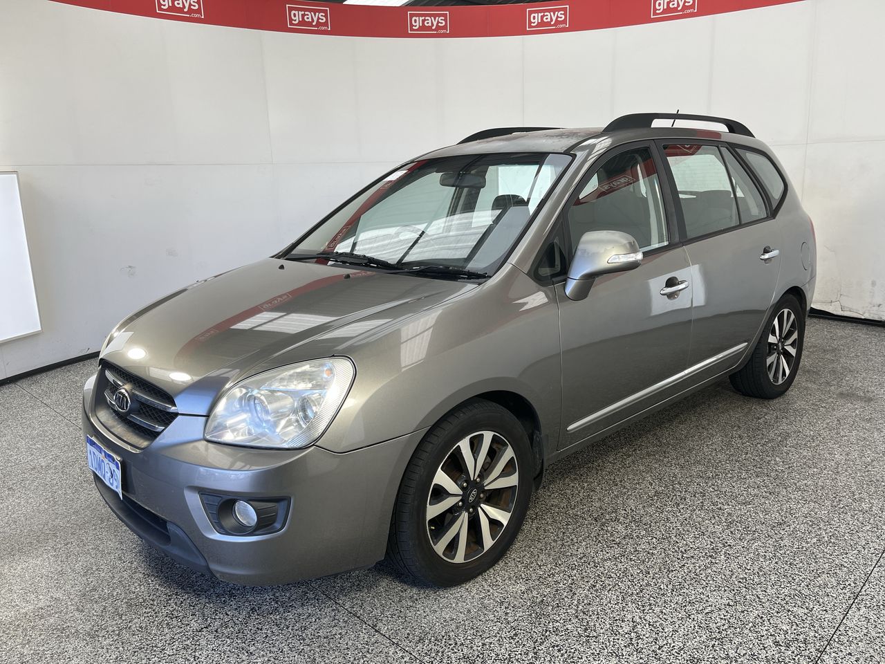 2010 Kia Rondo EX UN Automatic 7 Seats People Mover