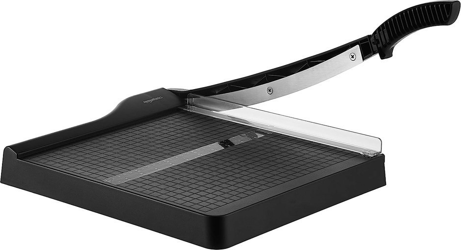 AMAZON BASICS Paper Trimmer, 38.1-cm Blade, 10 Sheet Capacity.