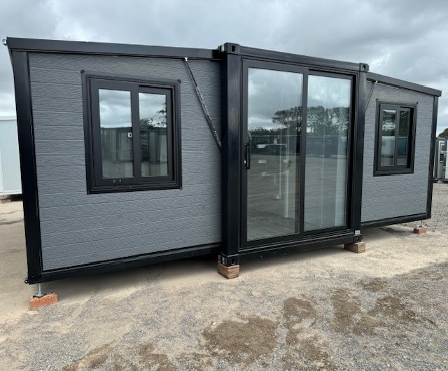 20FT Expandable Premium 2025 Grey Cladding/ Portable Building (Unused)