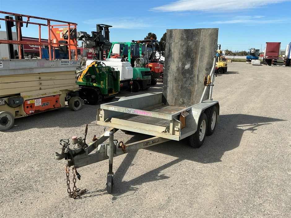 <p>2015 Trailer Factory  HD Tandem Plant Trailer</p>