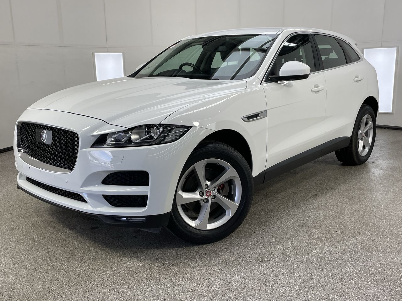 2017 Jaguar F-Pace 20d PRESTIGE 2WD Turbo Diesel Automatic - 8 Speed Wagon