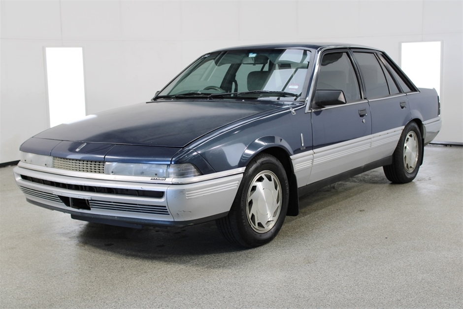 1988 Holden Commodore Calais VL Automatic Sedan