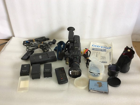 SONY Hi8 Handycam CCD-V700E Video Camera Recorder and parts