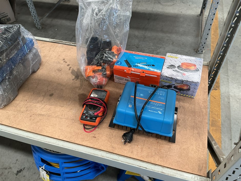 <p>2 x Smart Chargers, Warning Light, Multimeter, Loom Connectors</p>