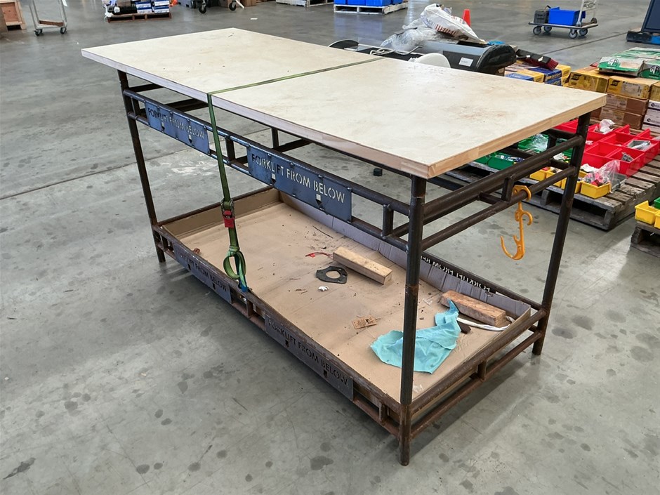 <p>Makeshift Workbench</p>