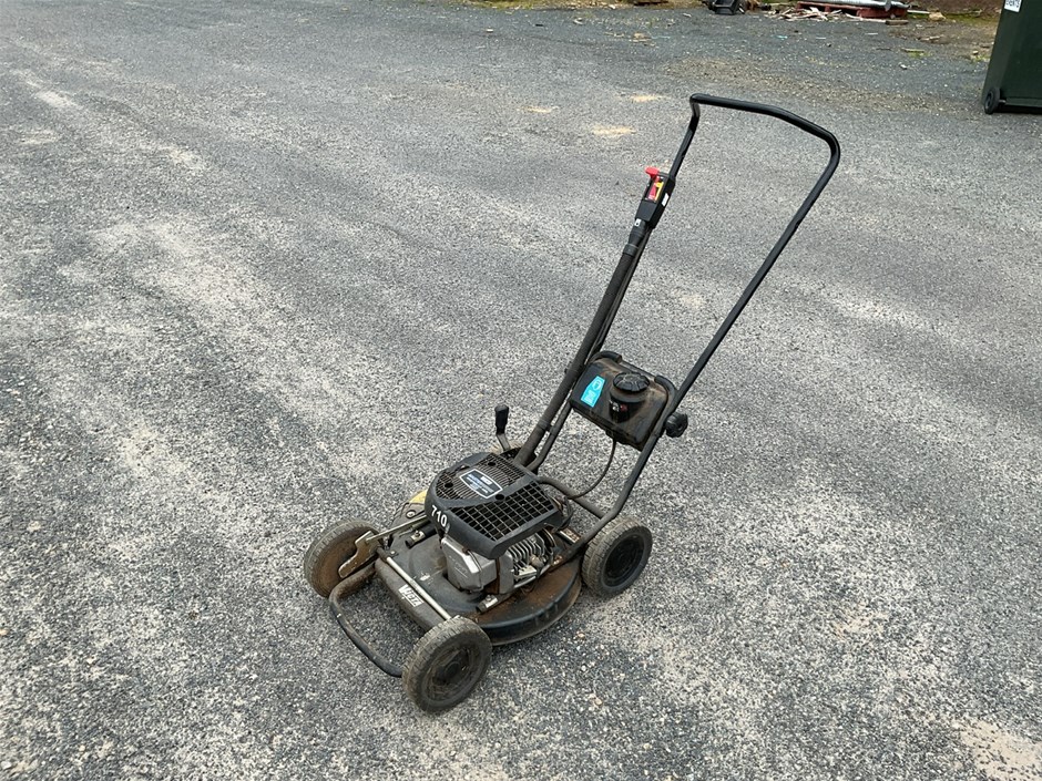 Victa Mastercut 460 Lawn Mower Auction (0007-3035642) | Grays Australia