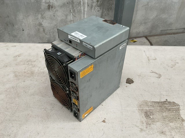 <p>Bitmain Antminer T17_42.0T Bitcoin Miner</p>