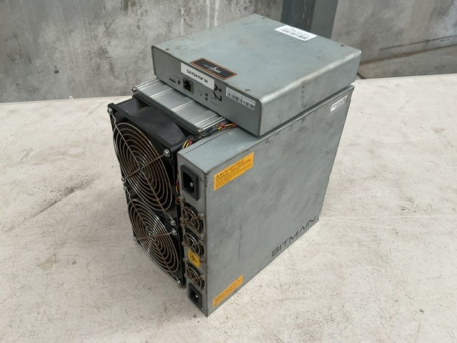 <p>Bitmain Antminer T17_42.0T Bitcoin Miner</p>