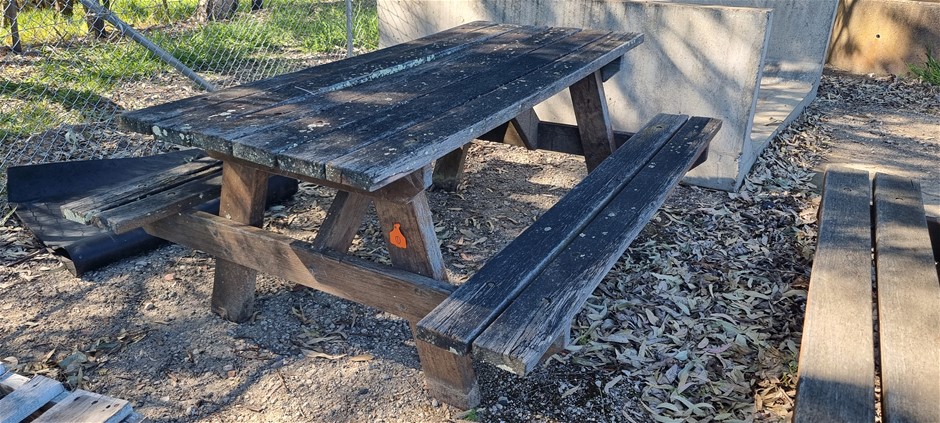 Ex-Council - Tables, Toolbox and Display Equipment - Sale