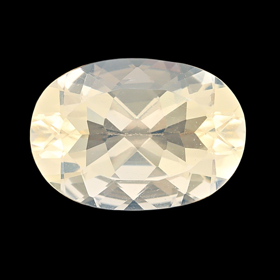 4.23 Carats Light Yellow Fire Opal