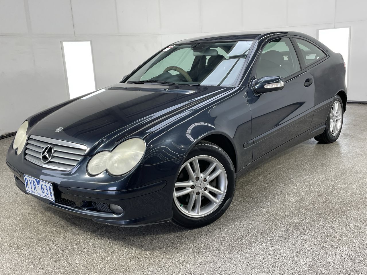 2002 Mercedes Benz C-Class SPORTS COUPE CL203 Automatic Coupe