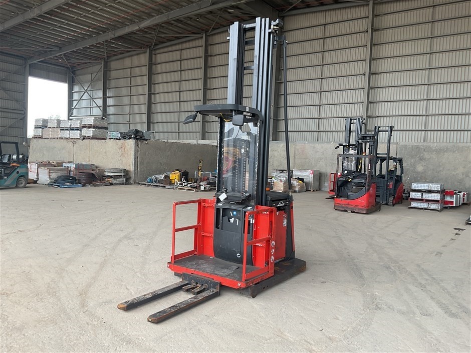 Linde V12 Order Picker Forklifts - QLD 