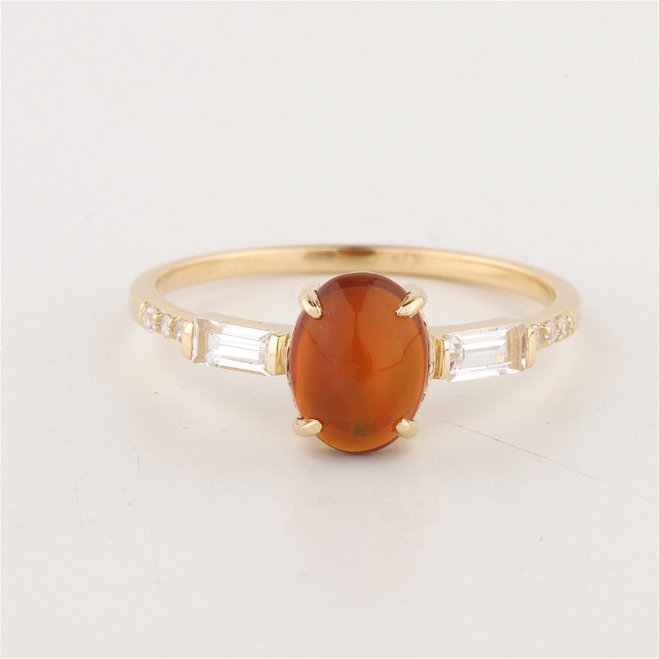 Yellow Gold Natural Opal & Diamond Ring with Lab certifcate