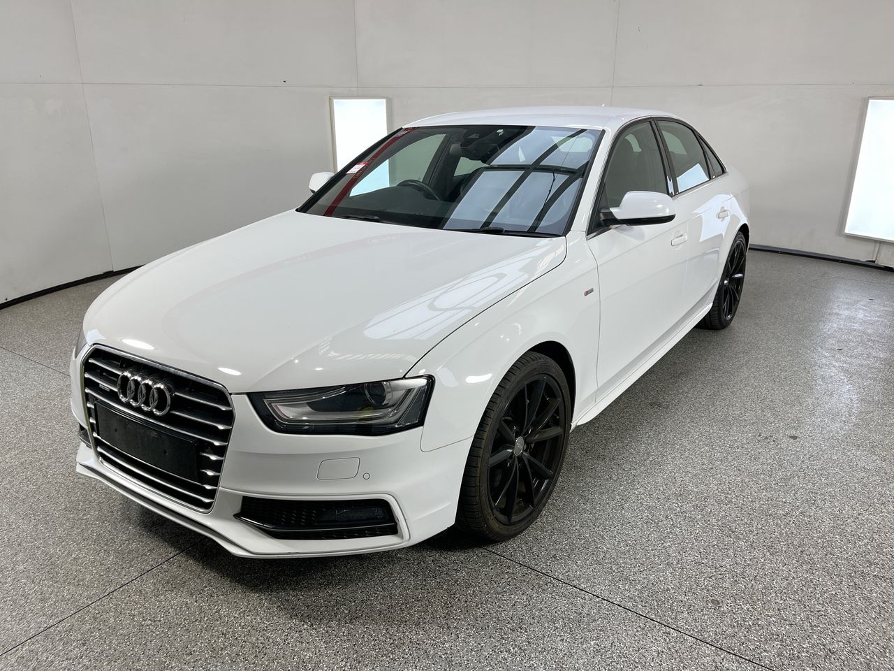 2015 Audi A4 2.0 TFSI Q AMBITION B8 Automatic Sedan