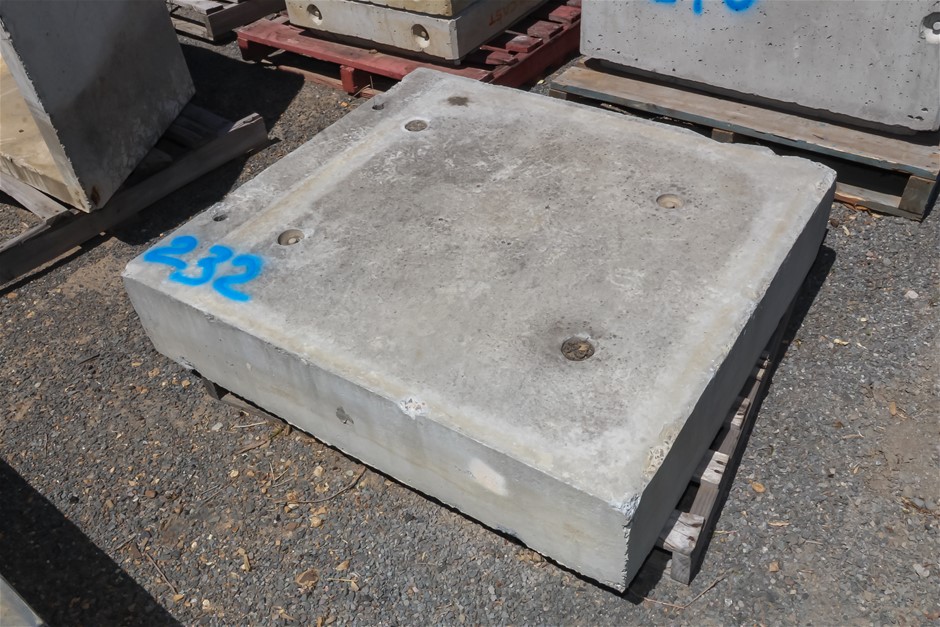 Precast Concrete Cover Block